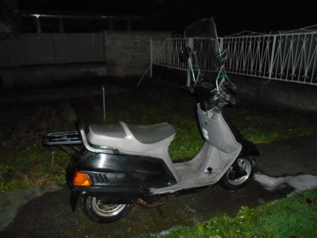 Alkatrsznek Yamaha Beluga 125 1982