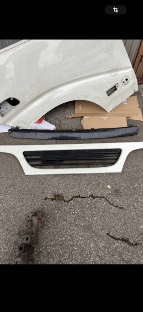 Alktreszek ! Eladok! Dyna. Toyota