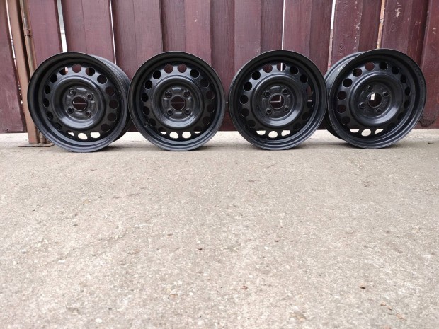 Alkuképesen Eladó 4db lemezfelni. R14, 4x100, 5J, Et45, 54mm