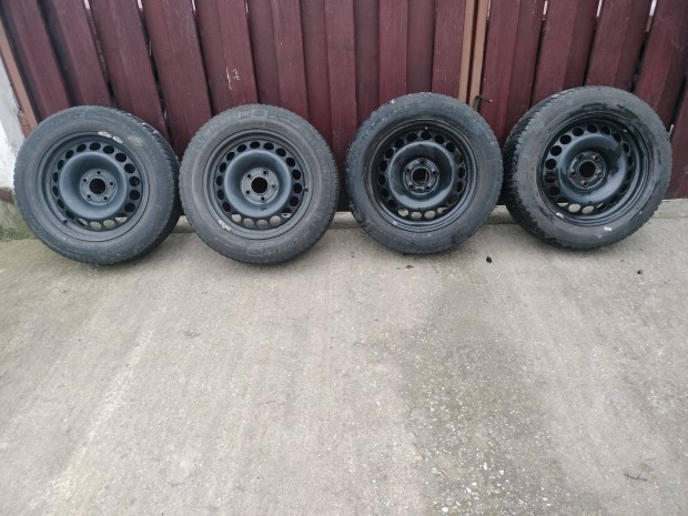 Alkukpesen Elad lemezfelni 5x112 205/60 r16 Michelin tli gumi