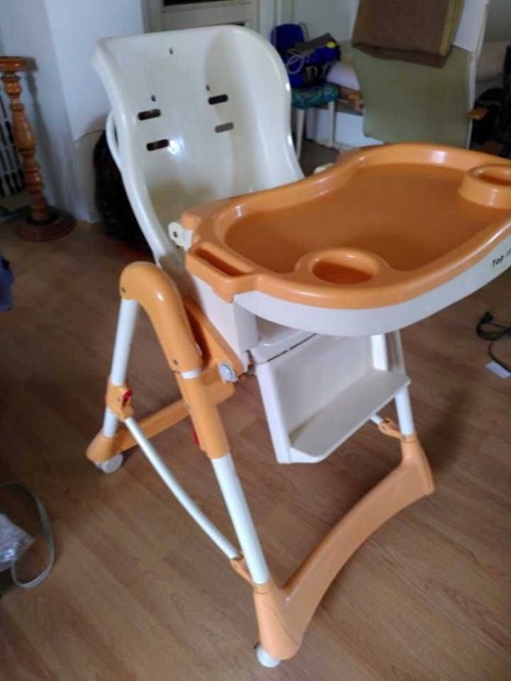 Állítható, dönthető etetőszék
