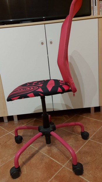 Állítható magasságú forgós Ikea szék eladó