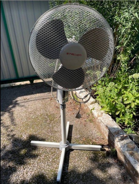 ll ventiltor elad