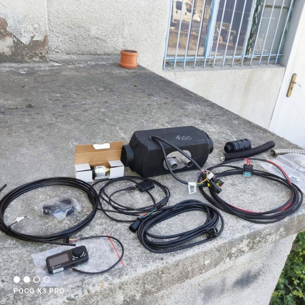 �ll�f�t�s autoterm 2D 12V-os diesel komplett egys�g