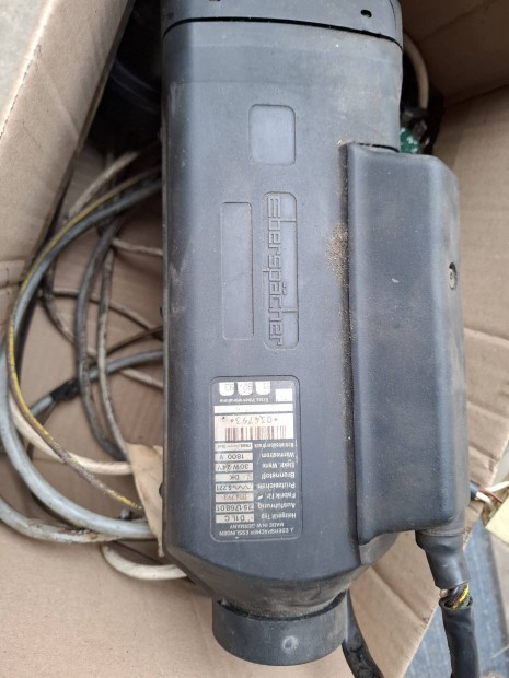 �ll�f�t�s elad� ! 