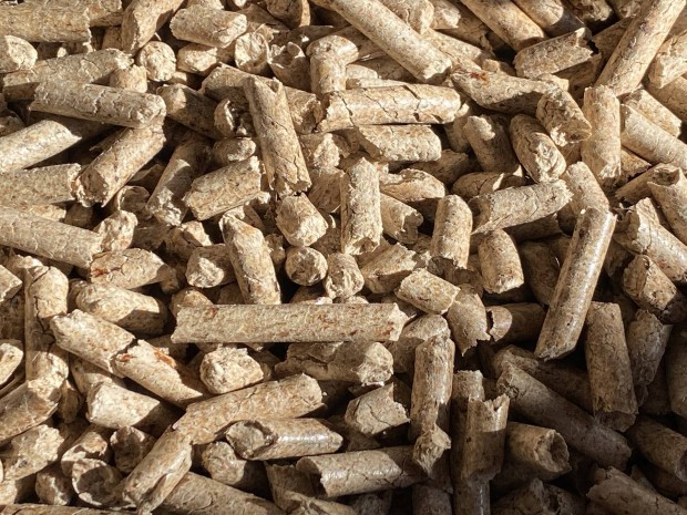 Alom Pellet, fapellet 15kg