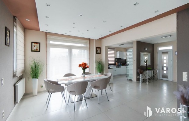 �lomh�z Csob�nk�n