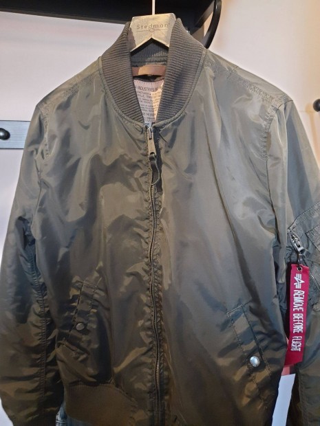 Alpha Industries bomber dzseki L-es mret 27.000Ft