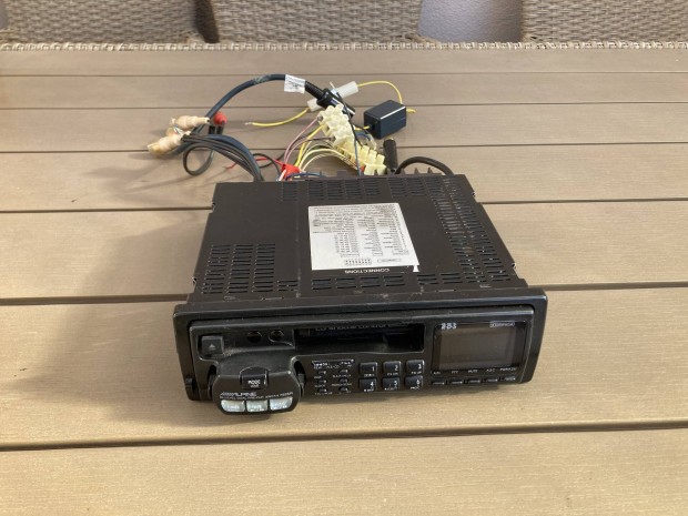 Alpine 7525R retro regi autos radio magno fejegység