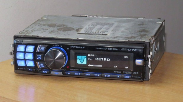 Alpine CDA-117Ri cd usb rádió fejegység