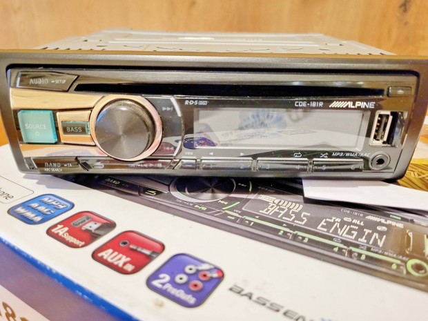 Alpine CDE-181R gyri llapotban elad !