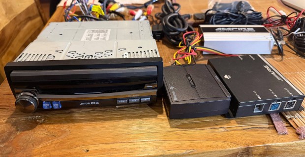 Alpine IVA-D160R komplett multim�dia szett, BT, Navy, TV