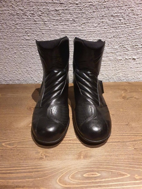 Alpinestars 43-as New Land Goratex elad