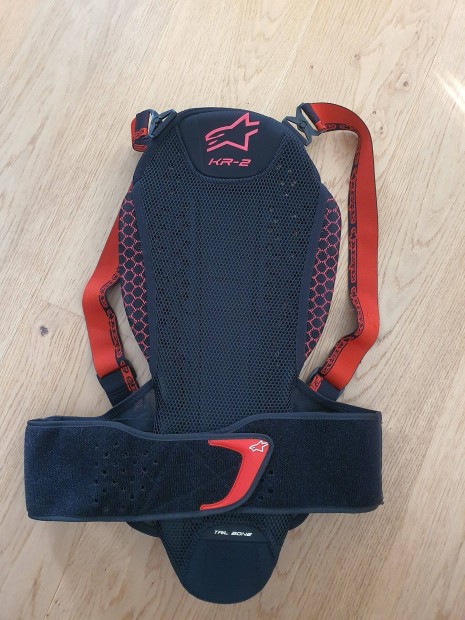 Alpinestars Nucleon KR-2 gerincvd, protektor