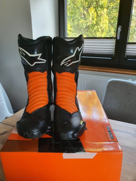 Alpinestars Smx-6 Ktm modell eladó 43-as V2-es