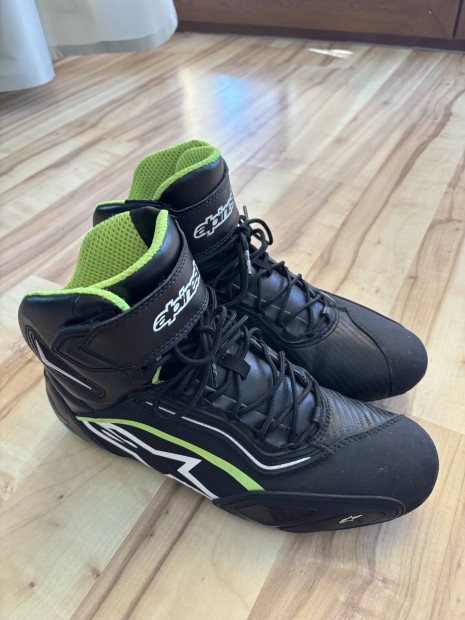 Alpinestars motoros cipo 43-as