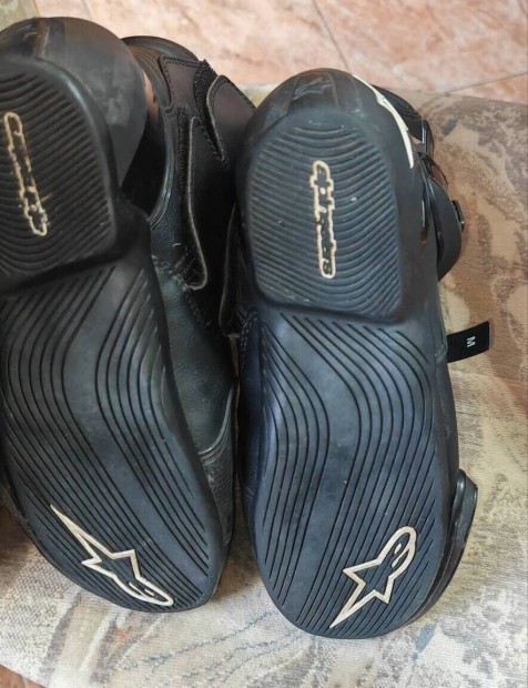 Alpinestars motoros csizma.