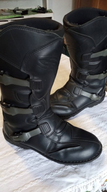 Alpinestars motoros csizma +ruha
