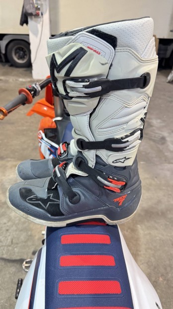 Alpinestars tech7 44-es krossz csizma 