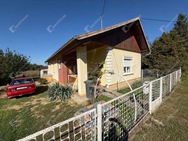 Als�rajki 85 nm-es h�z elad�