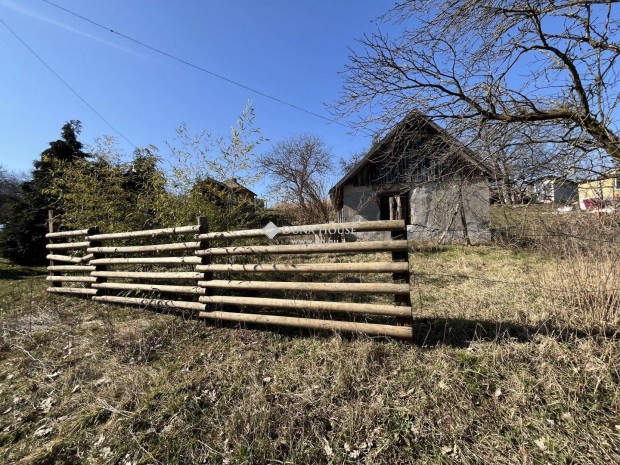 Als��jlakon z�rtkerti pihen�h�z#5144950