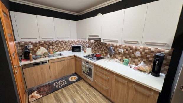 Als�zsolc�n k�n�lunk megv�telre egy igaz�n szerethet�, fiatalos �s