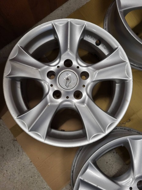 Alufelni 15 colos,114 3 lyukoszt�s