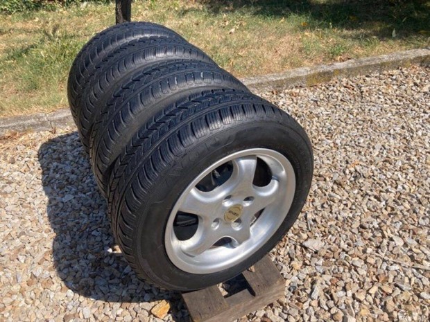 Alufelni 4 x114,3 Avon M+S 185/65 R15 gumikkal