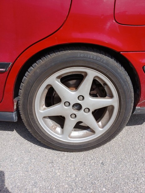 Alufelni 4x114,3x16.szerelt.