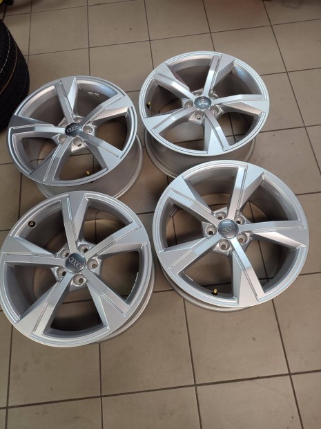 Alufelni 5x100 Audi A1 gyri 17"garnitra!