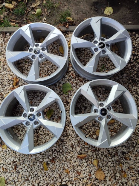 Alufelni 5x112 Audi Q3 gyári újszerű garnitúra 19"méretben!
