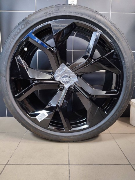 Alufelni 5x112 Audi Rsq8 gyári vadonatúj téli 23"