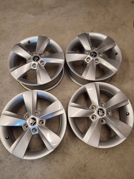 Alufelni 5x112 Skoda gyári újszerű garnitúra 17"