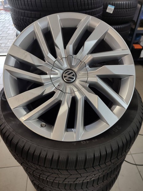 Alufelni 5x112 Volkswagen gyári újszerű garnitúra 19"