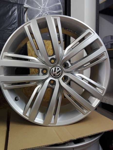 Alufelni 5x112 Volkswagen gyári újszerű garnitúra 19"