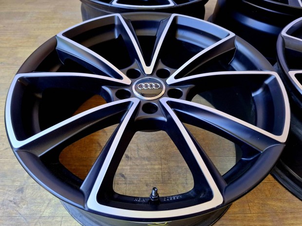 Alufelni Audi Vw Seat Skoda 5x112 8x19 et30