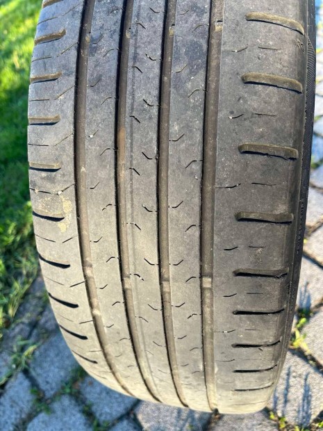 Alufelni Continental t�pus� 195/55 R16 m�ret� 50%-os ny�rigumival