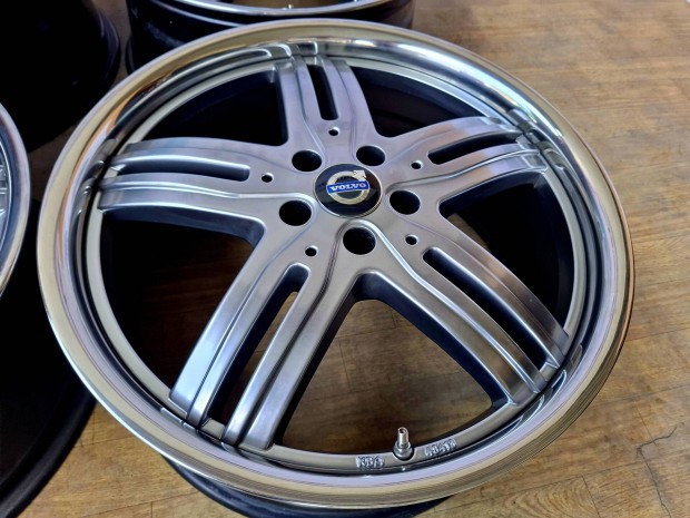Alufelni Demó Volvo Citroën Peugeot 5x108 8x19 et40