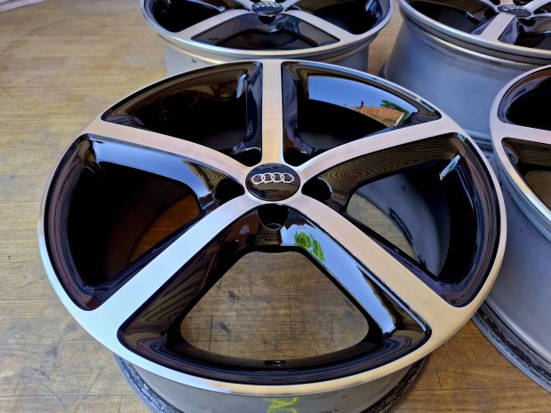 Alufelni Gyári Audi Q5 Skoda Vw Seat 5x112 8x19 et39