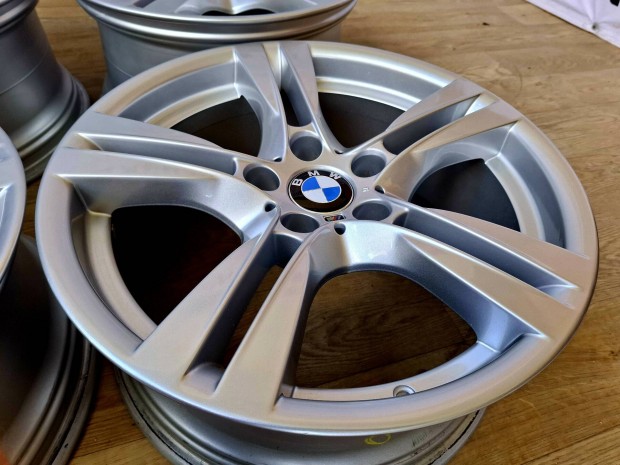 Alufelni Gyári M-sport Bmw X1 F10 F30 stb 5x120 8x18 9x18
