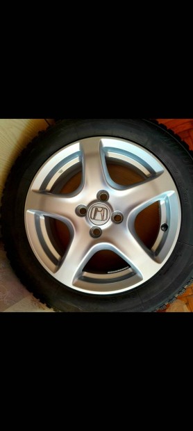 Alufelni Honda 15" Téligumival!