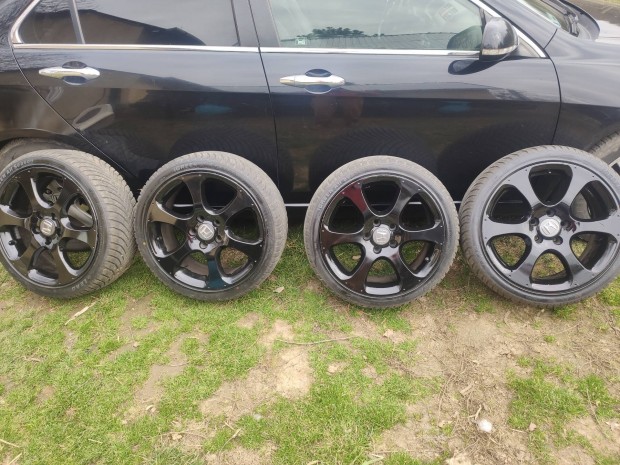 Alufelni Honda gyri 5x114,3R18 jszer gumikkal 