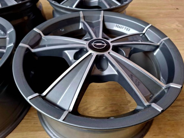 Alufelni Okm-es Astra Mokka 5x105 16-os