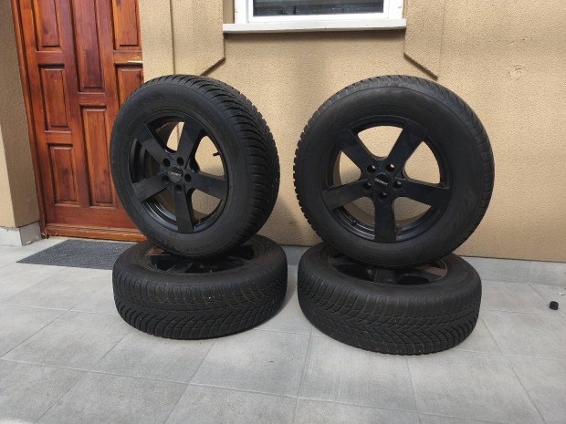 Alufelni R17 5x114,3 + Új téli gumi 225/65 R17