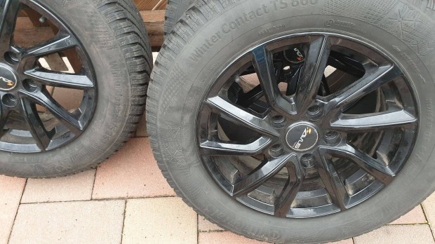 Alufelni, japán márkákra, mazdán volt 195/65 R15 continental