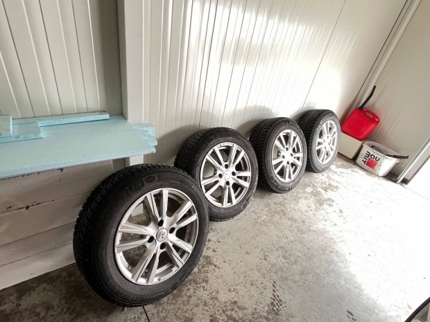 Alufelni s tli gumi elda 195/60/R15 (Ford Fiesta)