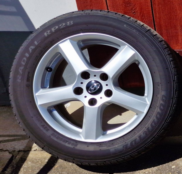 Alufelni garnitra Hyundai(Enzo) 5x114,3 205/60 R16 jszer nyri gumi