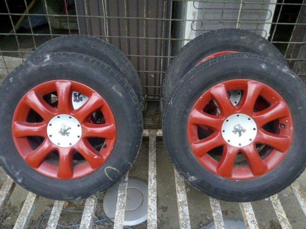 Alufelni garnitúra Peugeot Gyári 15" 5x98 ET27 205/65 nyári gumikkal