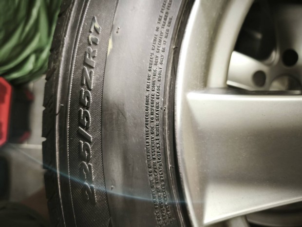 Alufelni ny�ri gumikkal 