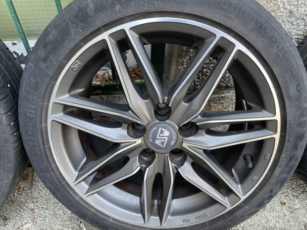Alufelni szett Continental Premiumcontact 6 ny�ri gumival